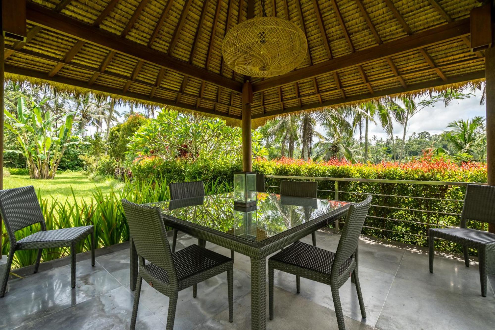 Villa Themma Jungle - Sumptuous 3Br Luxury Villa With Majestic Jungle View North Of Ubud 외부 사진
