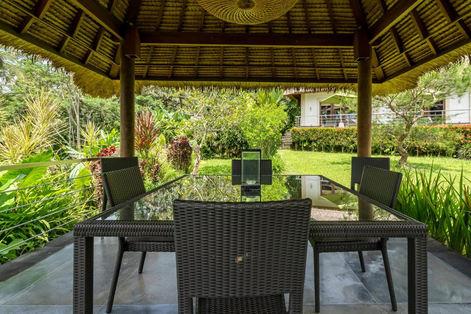 Villa Themma Jungle - Sumptuous 3Br Luxury Villa With Majestic Jungle View North Of Ubud 외부 사진